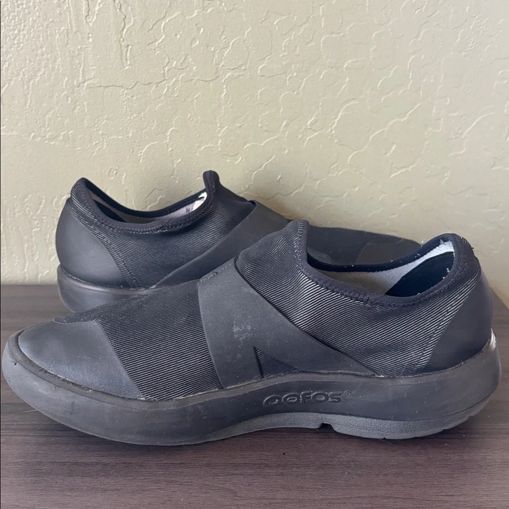 OOFOS OOmg Low Fiber Recovery Black‎ Slip On Mesh Shoes Size 11